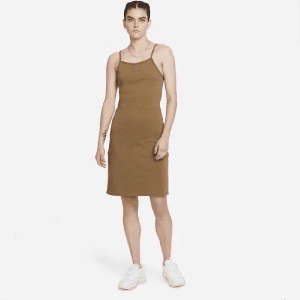 NIKE FEMME DRESS SIZE XS